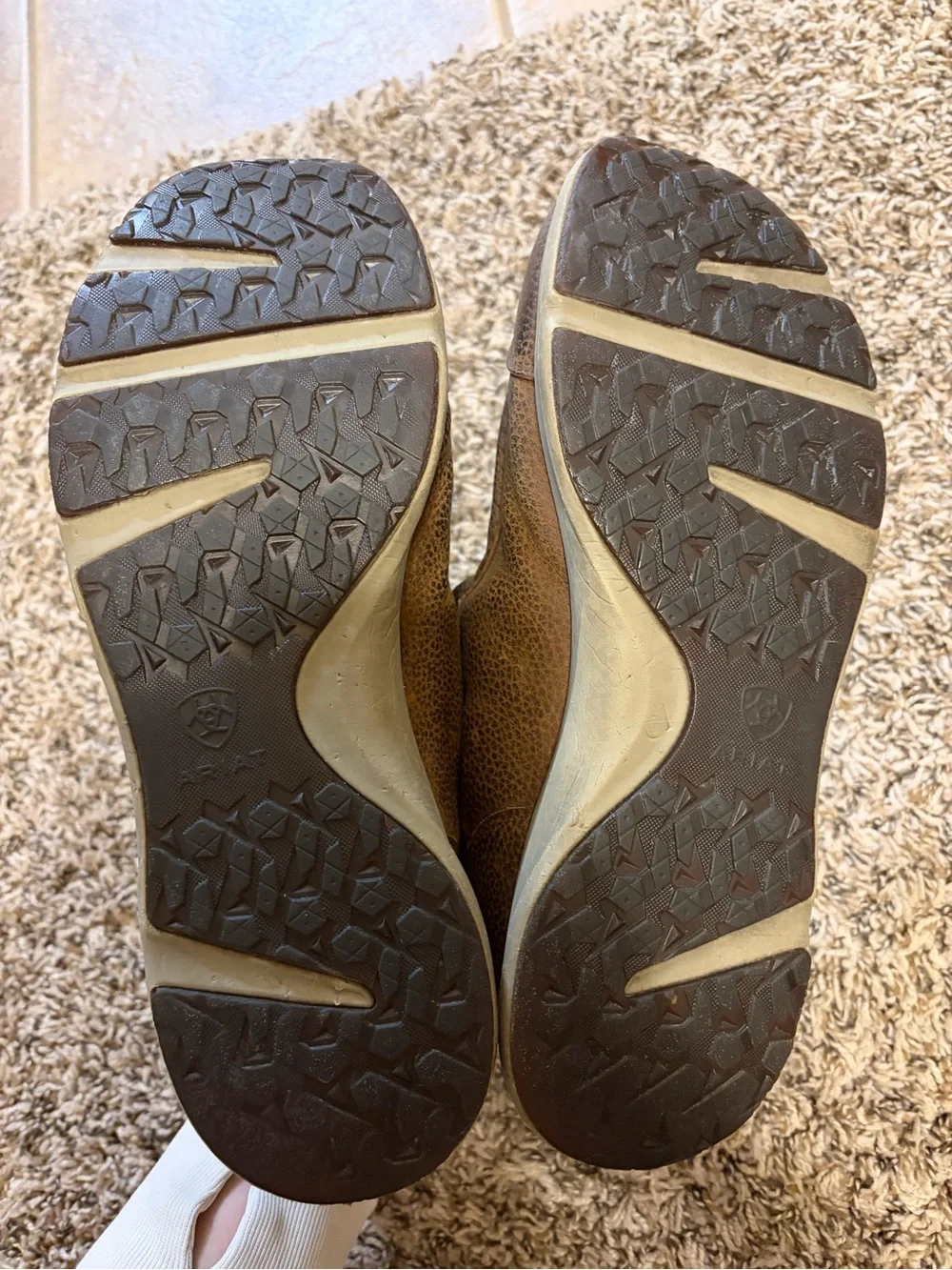 Ariat Men’s Spitfire shoes size 9